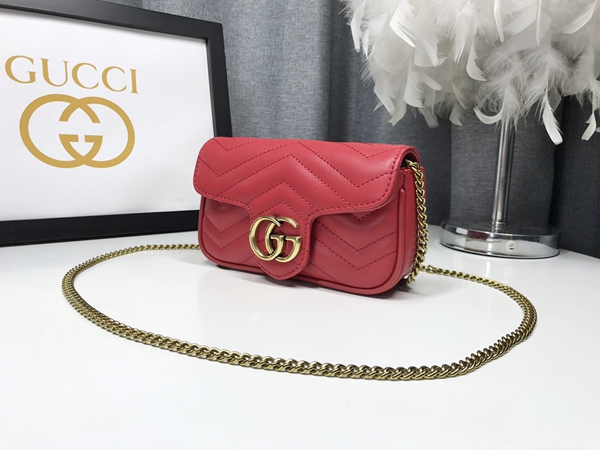 激安グッチバッグコピー側面デザイン